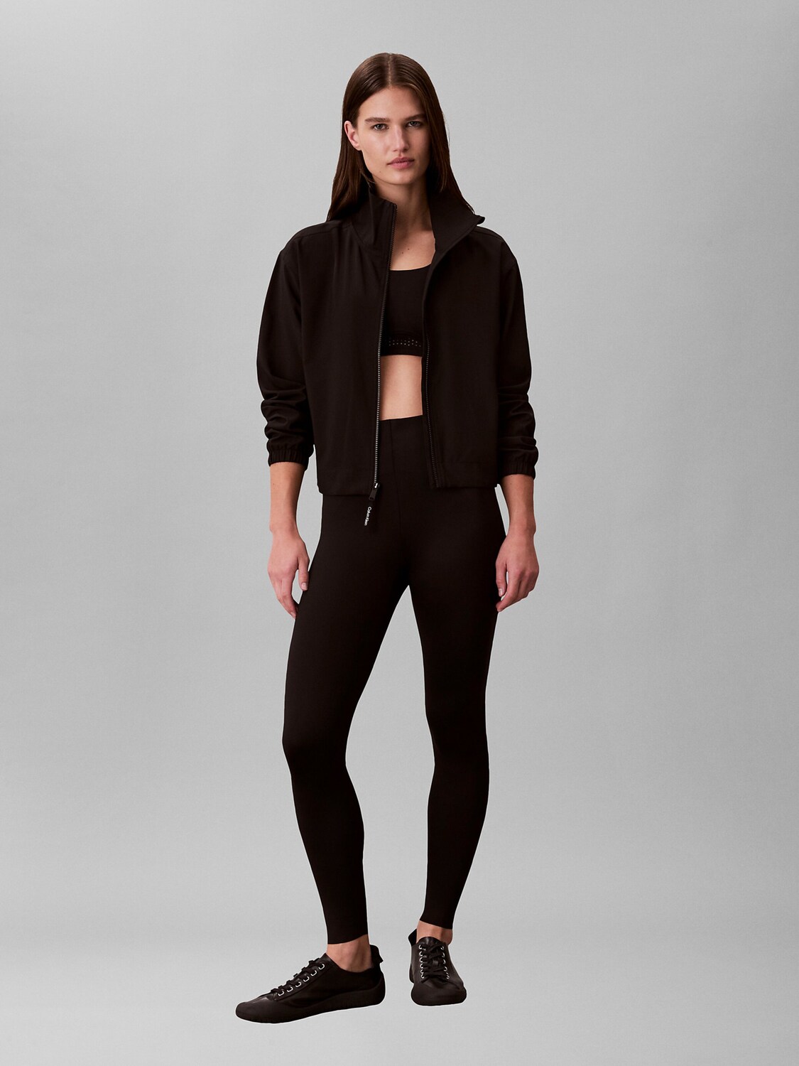 Calvin Klein Sport Спортивная куртка в черном цвете
Calvin Klein Sport Спортивная куртка в черном цвете