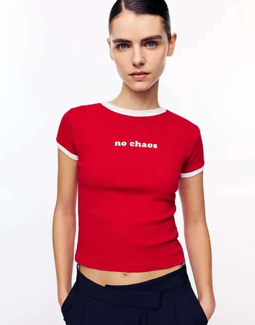 Красная футболка приталенного кроя с рисунком Pull&Bear, Красный, Красная футболка приталенного кроя с рисунком Pull&Bear
Красная футболка приталенного кроя с рисунком Pull&Bear, Красный, Красная футболка приталенного кроя с рисунком Pull&Bear