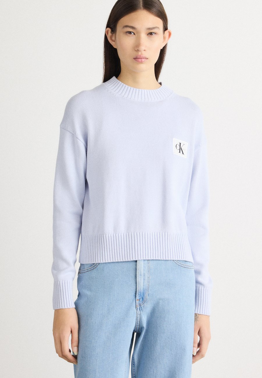 Джемпер Calvin Klein Jeans BADGE SWEATER, Light Blue
Джемпер Calvin Klein Jeans BADGE SWEATER, Light Blue