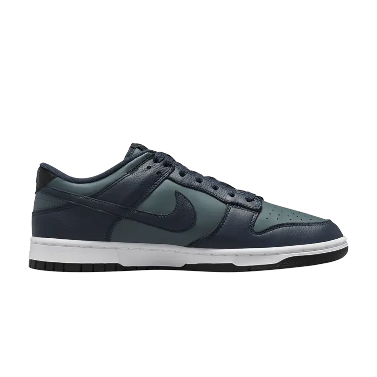 Кроссовки Nike Dunk Low Premium, Armory Navy Sample
Кроссовки Nike Dunk Low Premium, Armory Navy Sample
