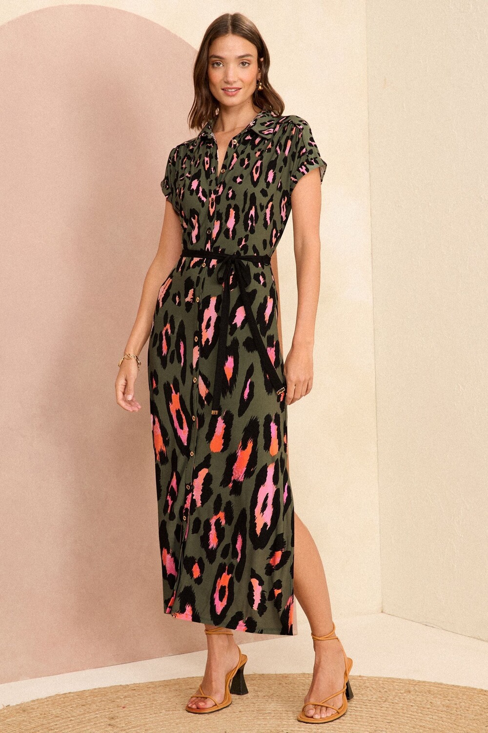 Платье миди из джерси с застежкой на пуговицы Love & Roses, зеленый
Платье миди из джерси с застежкой на пуговицы Love & Roses, зеленый