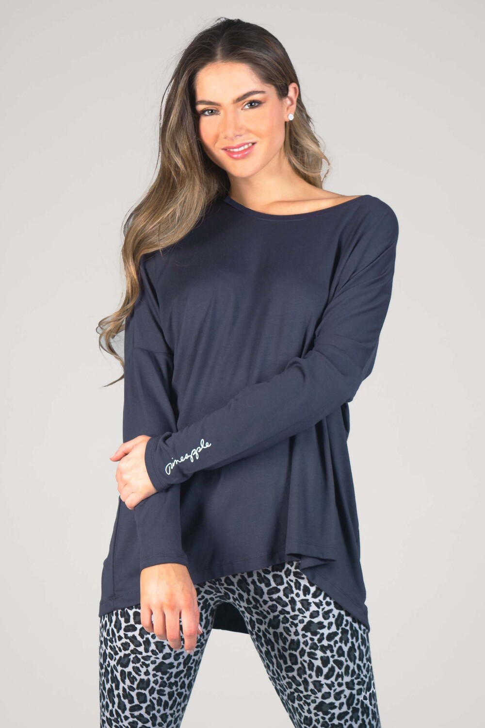 Серая футболка с длинными рукавами и надписью Pineapple, серый
Серая футболка с длинными рукавами и надписью Pineapple, серый