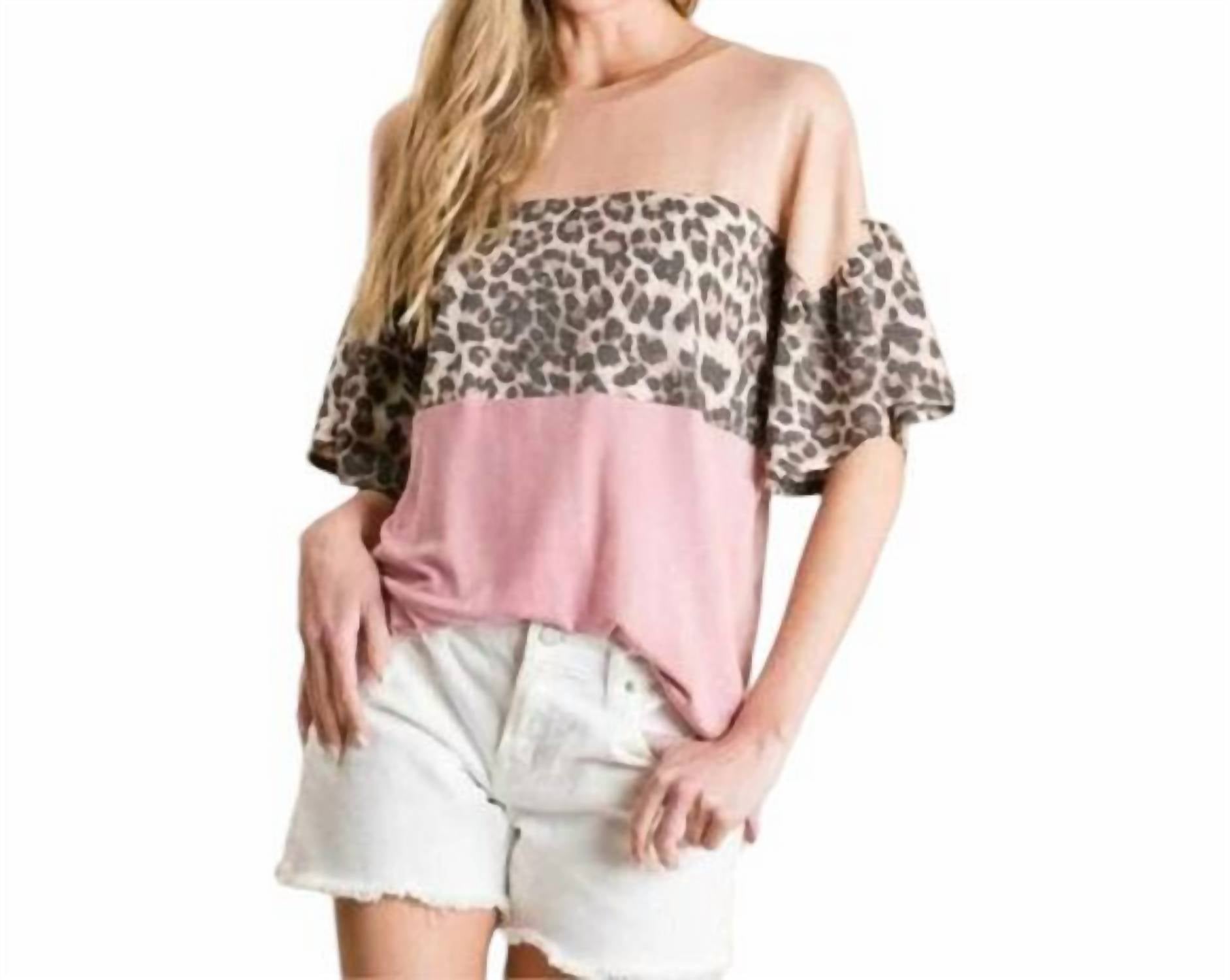 Трикотажный топ Colorblock - Plus в лилово-персиковом цвете Veveret
Трикотажный топ Colorblock - Plus в лилово-персиковом цвете Veveret