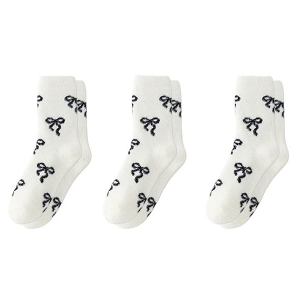 Набор из 3 пар женских мягких вязаных носков с узором бантиков Anna-Kaci, White
Набор из 3 пар женских мягких вязаных носков с узором бантиков Anna-Kaci, White