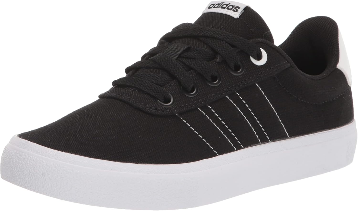 Кроссовки для мальчиков adidas Kids Vulcraid3r на шнуровке, повседневные - белые
Кроссовки для мальчиков adidas Kids Vulcraid3r на шнуровке, повседневные - белые