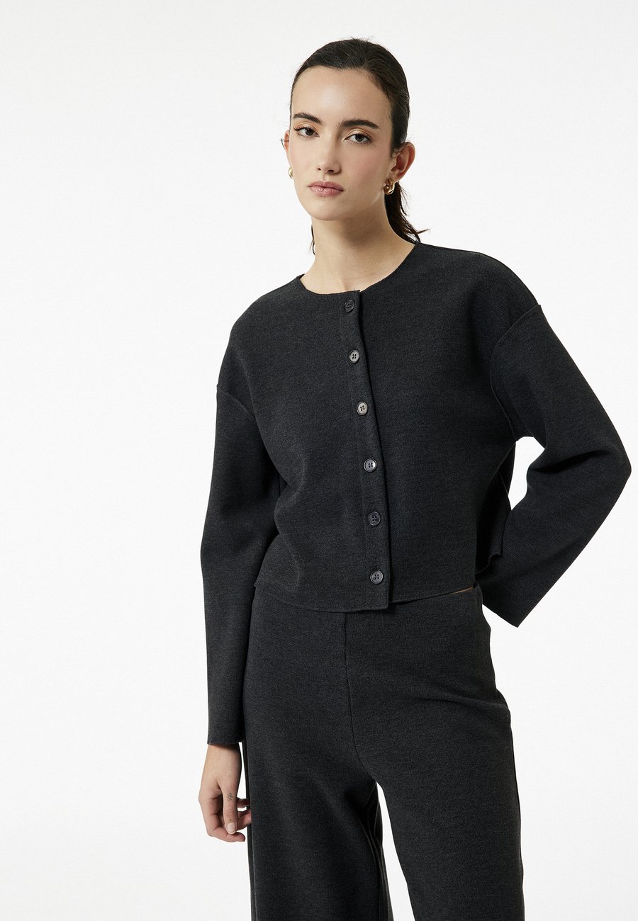Кардиган Koton BUTTONED, Anthracite
Кардиган Koton BUTTONED, Anthracite