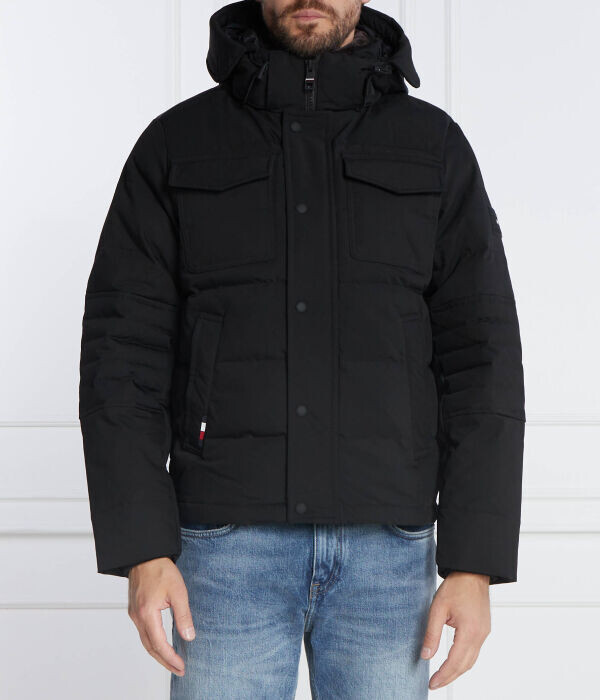 Куртка мужская Tommy Hilfiger Rockie Utility утепленная с нагрудными карманами, черный
Куртка мужская Tommy Hilfiger Rockie Utility утепленная с нагрудными карманами, черный