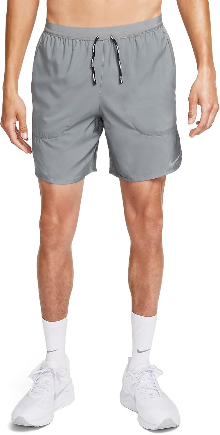 Мужские шорты для бега Nike Flex Stride 7 дюймов, Smoke Grey/Smoke Grey
Мужские шорты для бега Nike Flex Stride 7 дюймов, Smoke Grey/Smoke Grey