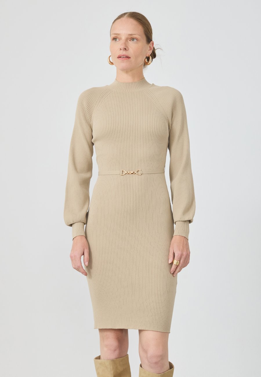 Платье Anna Field Jumper dress, Beige/Off-White
Платье Anna Field Jumper dress, Beige/Off-White