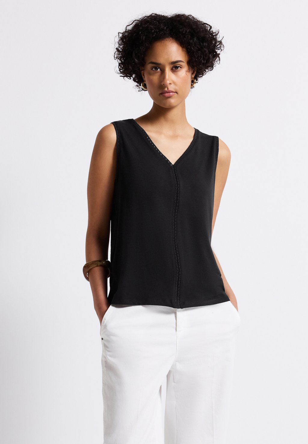 Топ Street One, черный
Топ Street One, черный