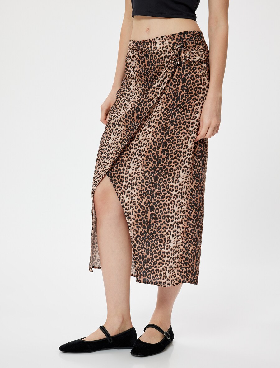 Юбка Koton, коричневый
Юбка Koton, коричневый