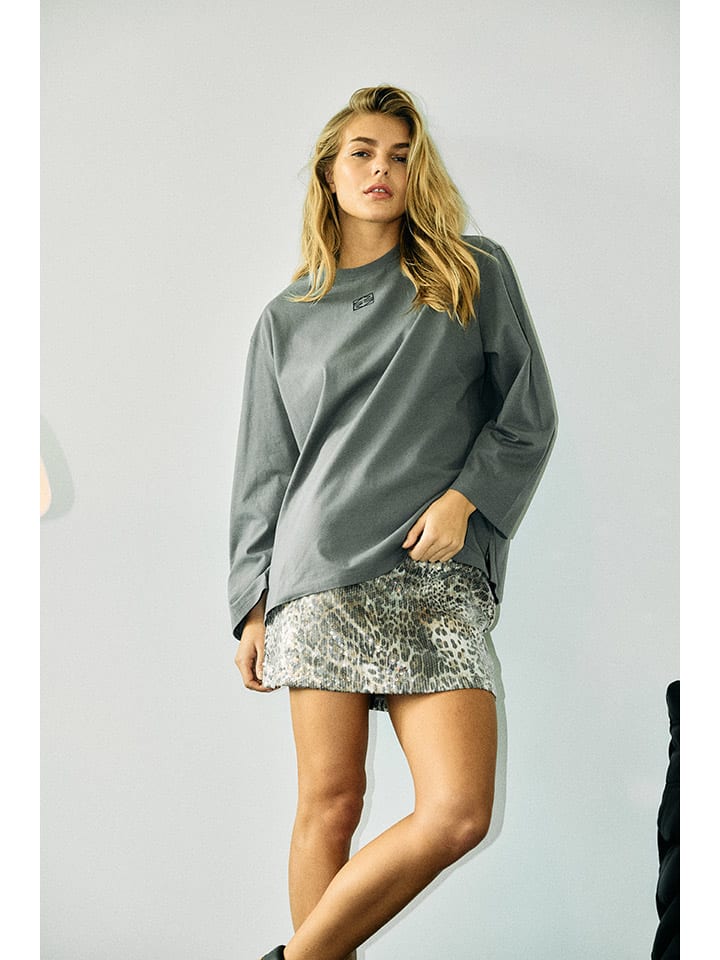 Noisy may Футболка с длинными рукавами серого цвета
Noisy may Футболка с длинными рукавами серого цвета