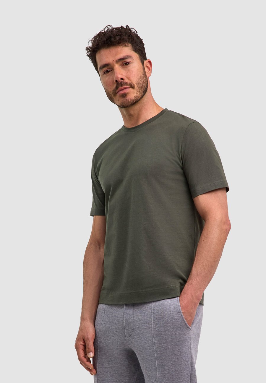 Футболка FALKE Basic T-shirt, Kale/Green, Зеленый, Футболка FALKE Basic T-shirt, Kale/Green
Футболка FALKE Basic T-shirt, Kale/Green, Зеленый, Футболка FALKE Basic T-shirt, Kale/Green