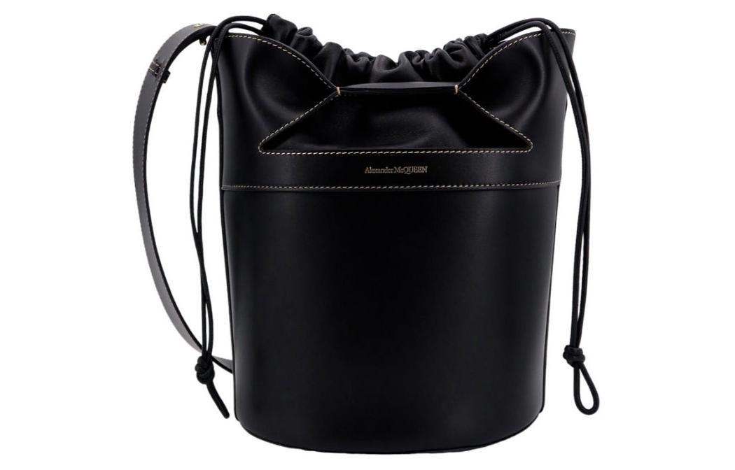 Кожаная сумка-ведро через плечо женская черная Alexander McQueen
Кожаная сумка-ведро через плечо женская черная Alexander McQueen