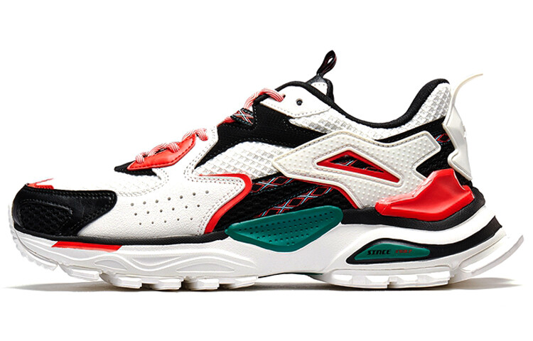 Кроссовки Xtep, красный/черный/зеленый
Кроссовки Xtep, красный/черный/зеленый