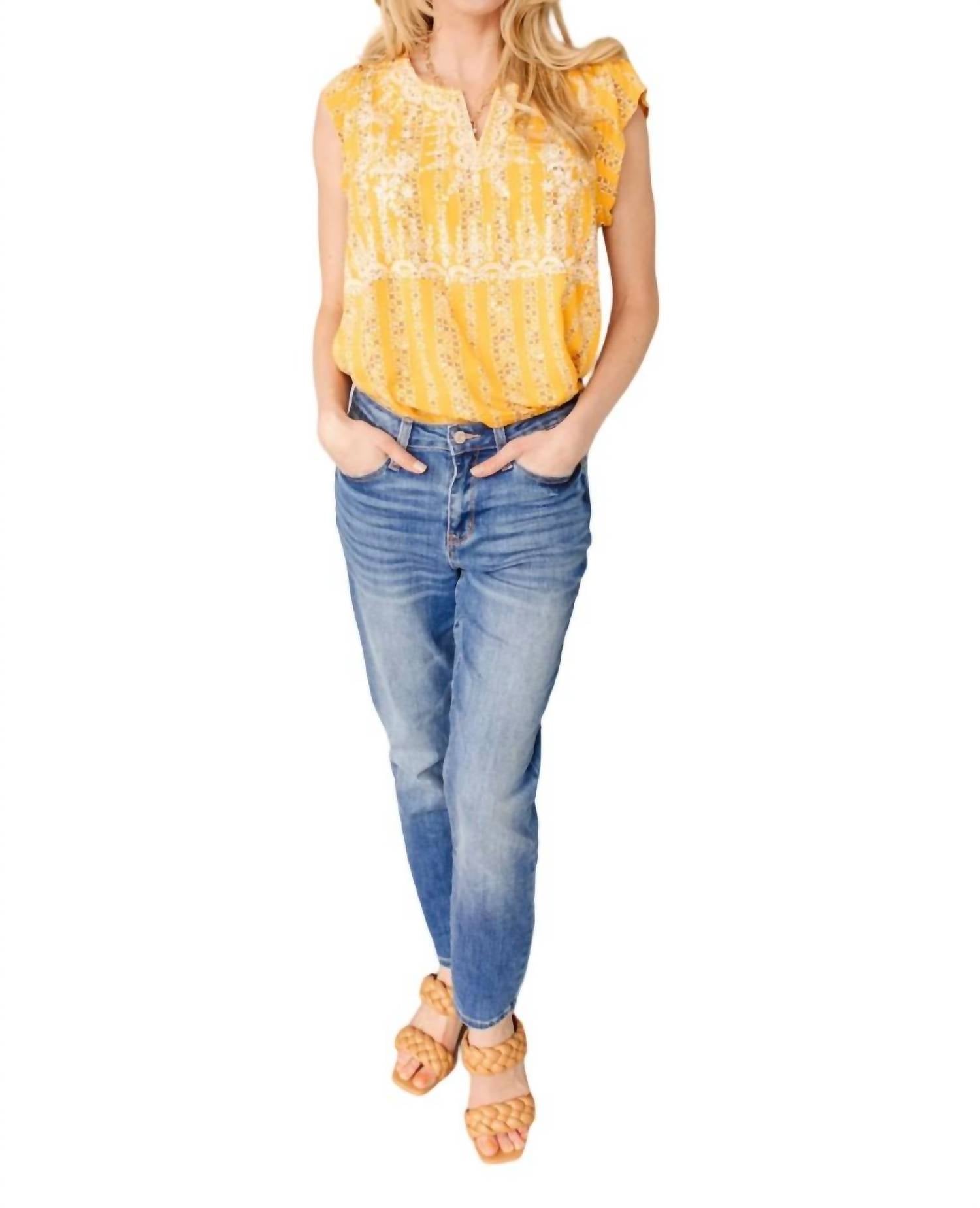 Мягкая блузка желтого цвета ANDREE BY UNIT
Мягкая блузка желтого цвета ANDREE BY UNIT