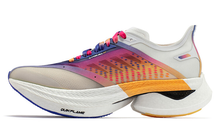 Кроссовки Flying Future для бега мужские с низким верхом 361 градус белого/фиолетового цвета с восточным акцентом 361°
Кроссовки Flying Future для бега мужские с низким верхом 361 градус белого/фиолетового цвета с восточным акцентом 361°