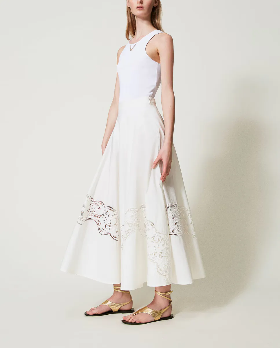 Юбка из поплина с вышивкой ришелье Twinset, белый
Юбка из поплина с вышивкой ришелье Twinset, белый