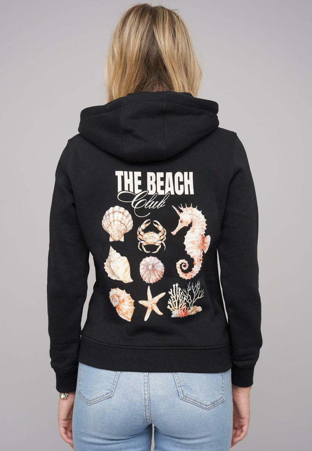 Толстовка THE BEACH CLUB - Hoodie Cloud 5ive, черный 
Толстовка THE BEACH CLUB - Hoodie Cloud 5ive, черный