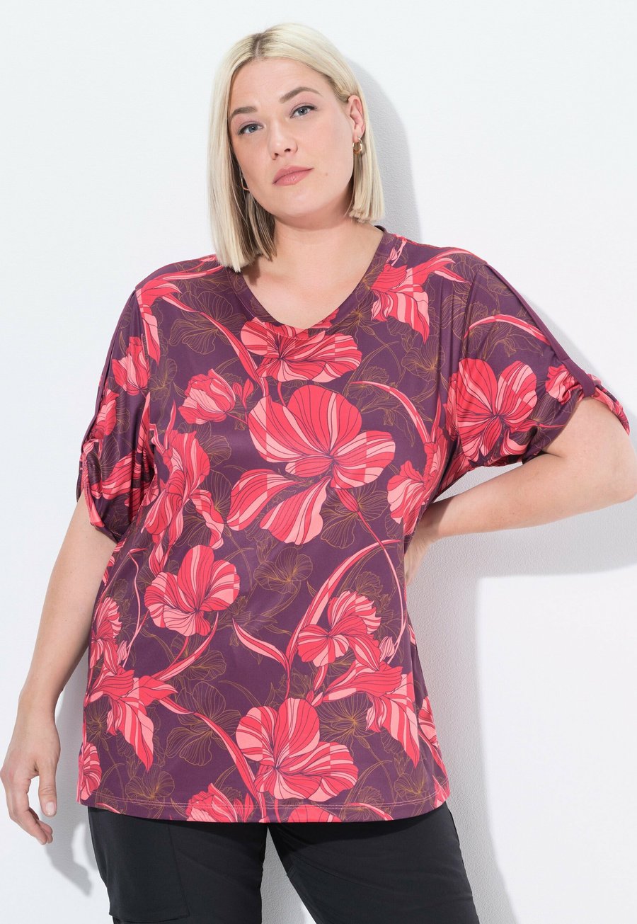 Футболка Ulla Popken Print T-shirt, Dark Cherry/Dark Red, Красный, Футболка Ulla Popken Print T-shirt, Dark Cherry/Dark Red
Футболка Ulla Popken Print T-shirt, Dark Cherry/Dark Red, Красный, Футболка Ulla Popken Print T-shirt, Dark Cherry/Dark Red