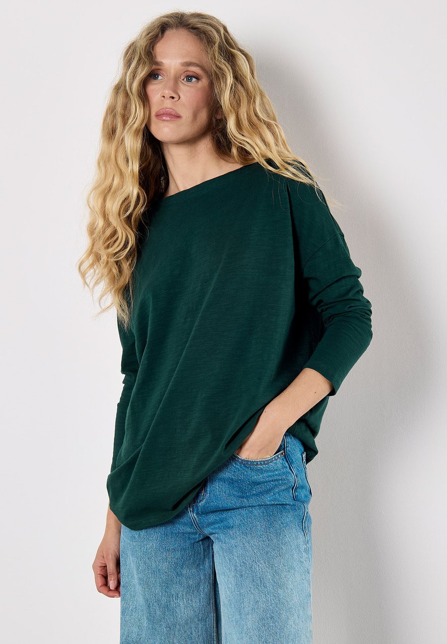 Топ Apricot OVERSIZED , Green
Топ Apricot OVERSIZED , Green
