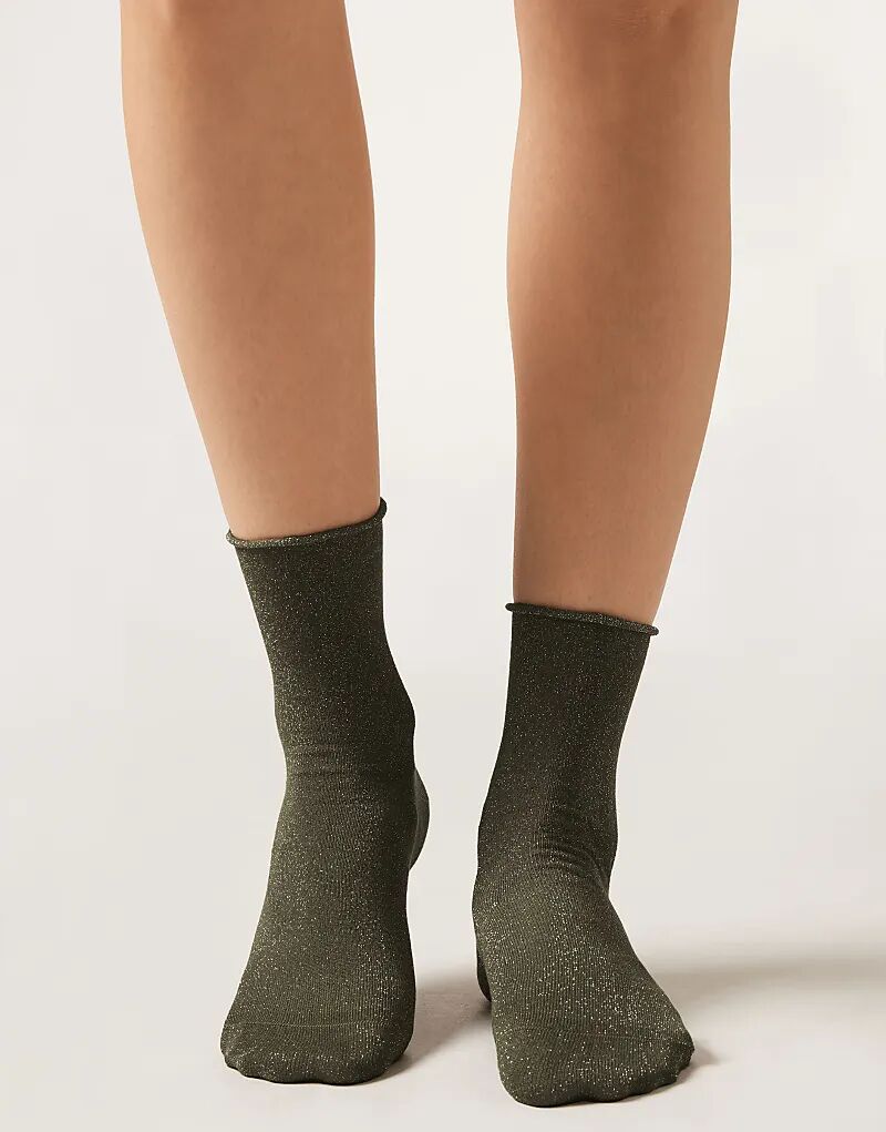 Носки Calzedonia Glitter в цвете «милитари-зеленый»
Носки Calzedonia Glitter в цвете «милитари-зеленый»