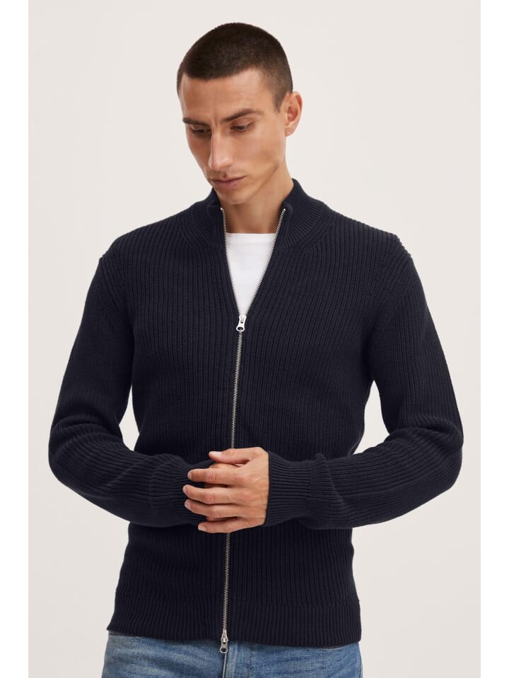 Кардиган CASUAL FRIDAY, синий
Кардиган CASUAL FRIDAY, синий