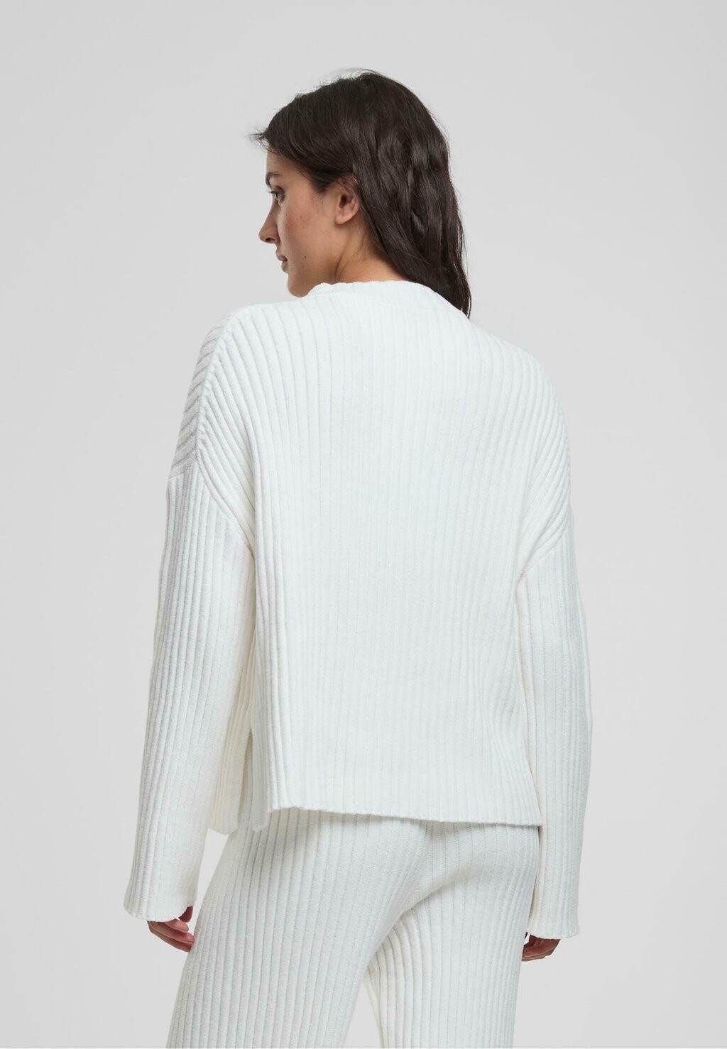 Джемпер aim’n®, белый
Джемпер aim’n®, белый