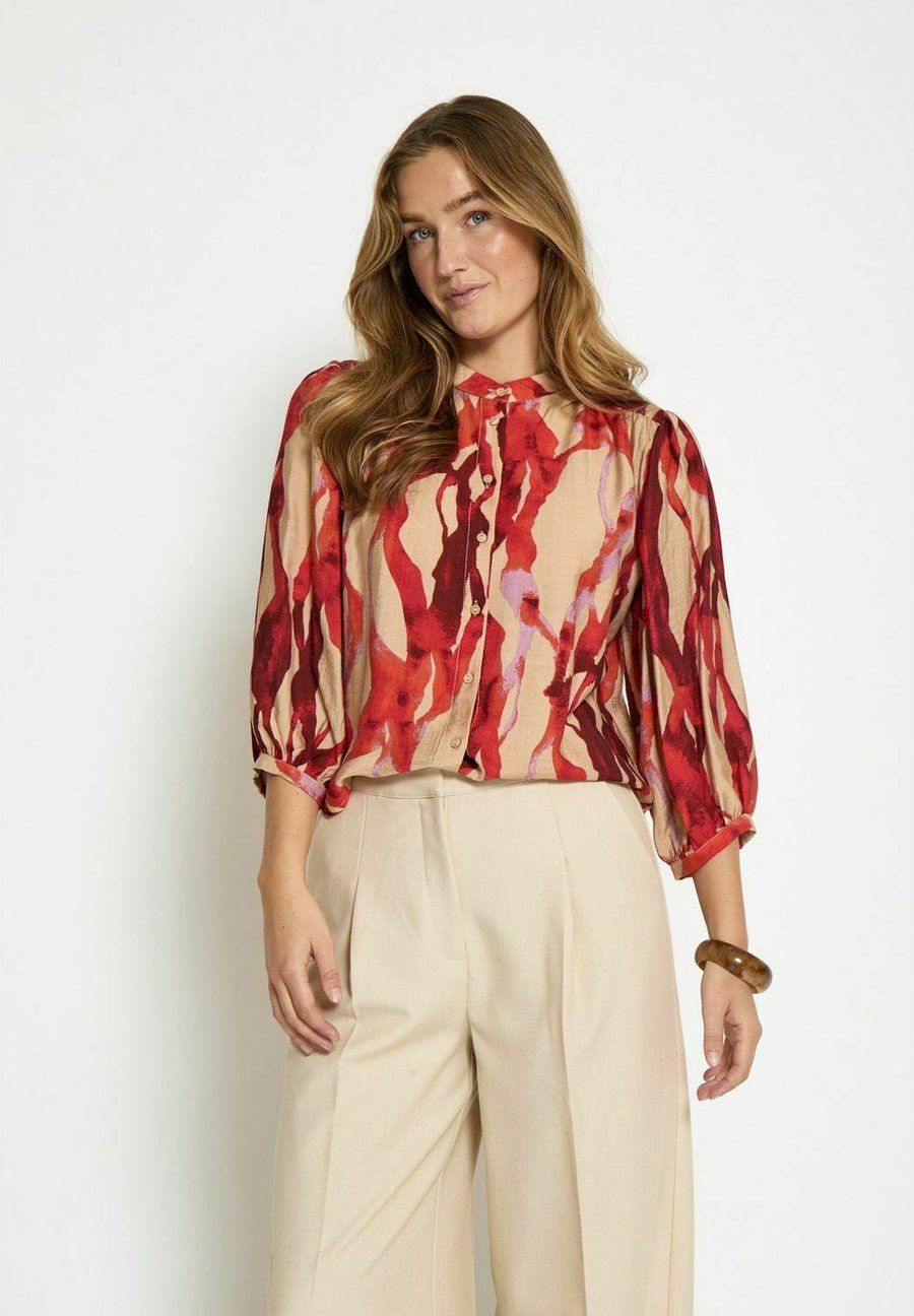 Блуза Minus MSRIKKI, Grenadine Print/Red
Блуза Minus MSRIKKI, Grenadine Print/Red