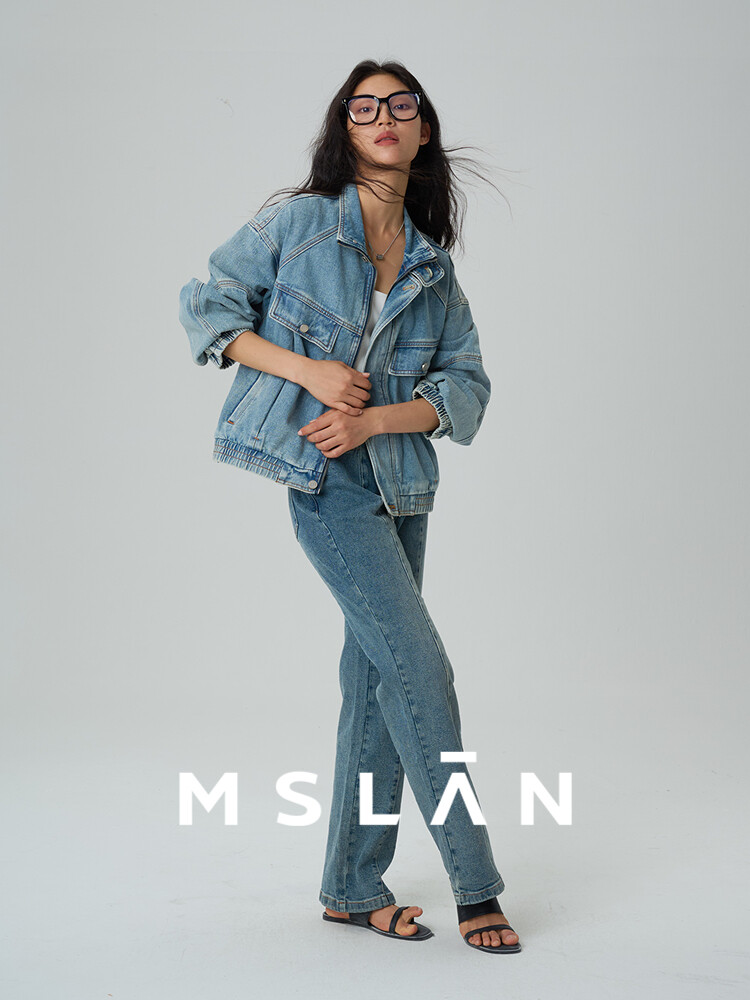 Джинсы расклешенные Mslan с заклепками, синий
Джинсы расклешенные Mslan с заклепками, синий