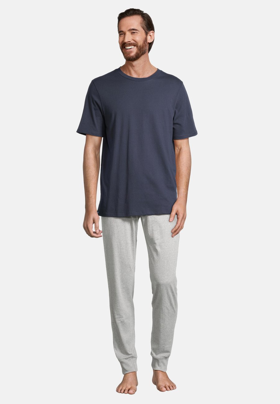 Пижамный комплект Schiesser SET, Grau Dunkelblau/Blue
Пижамный комплект Schiesser SET, Grau Dunkelblau/Blue