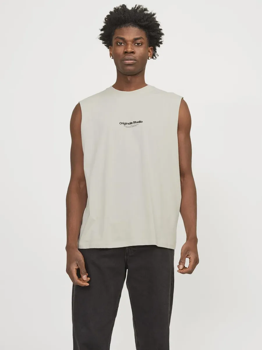 Рубашка с короткими рукавами Jack & Jones "JORVESTERBRO SLEEVELESS TEE SN", цвет Moonbeam
Рубашка с короткими рукавами Jack & Jones "JORVESTERBRO SLEEVELESS TEE SN", цвет Moonbeam