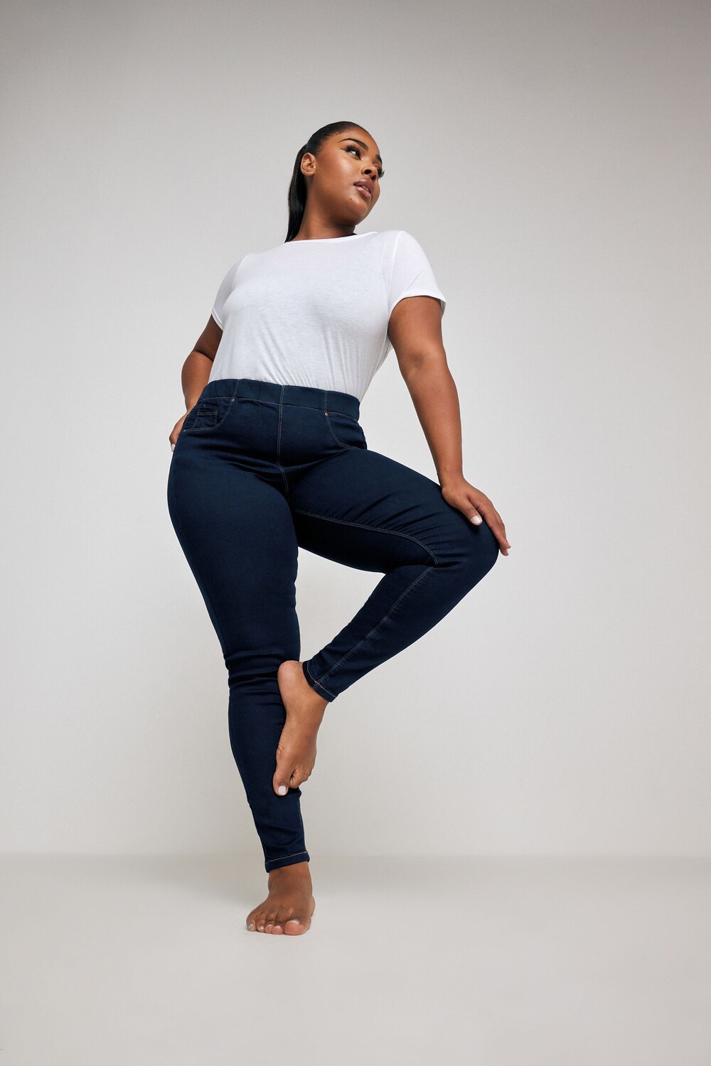 Наденьте джеггинсы Дженни Yours Curve, синий
Наденьте джеггинсы Дженни Yours Curve, синий