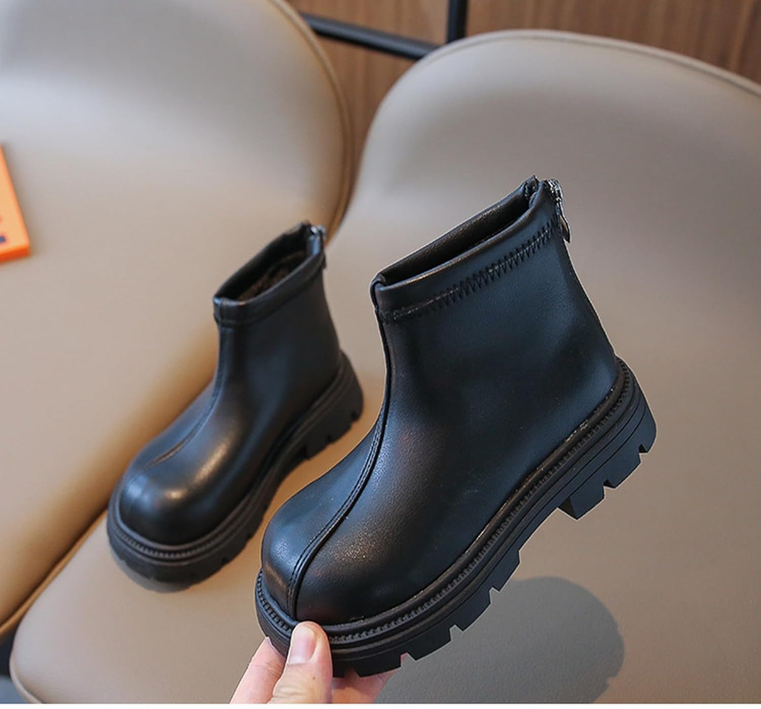 Сапожки на молнии для маленьких девочек, низкий массивный каблук, туфли Мэри Джейн, водонепроницаемые ботинки для улицы, ботинки Челси Generic, Black #3
Сапожки на молнии для маленьких девочек, низкий массивный каблук, туфли Мэри Джейн, водонепроницаемые ботинки для улицы, ботинки Челси Generic, Black #3