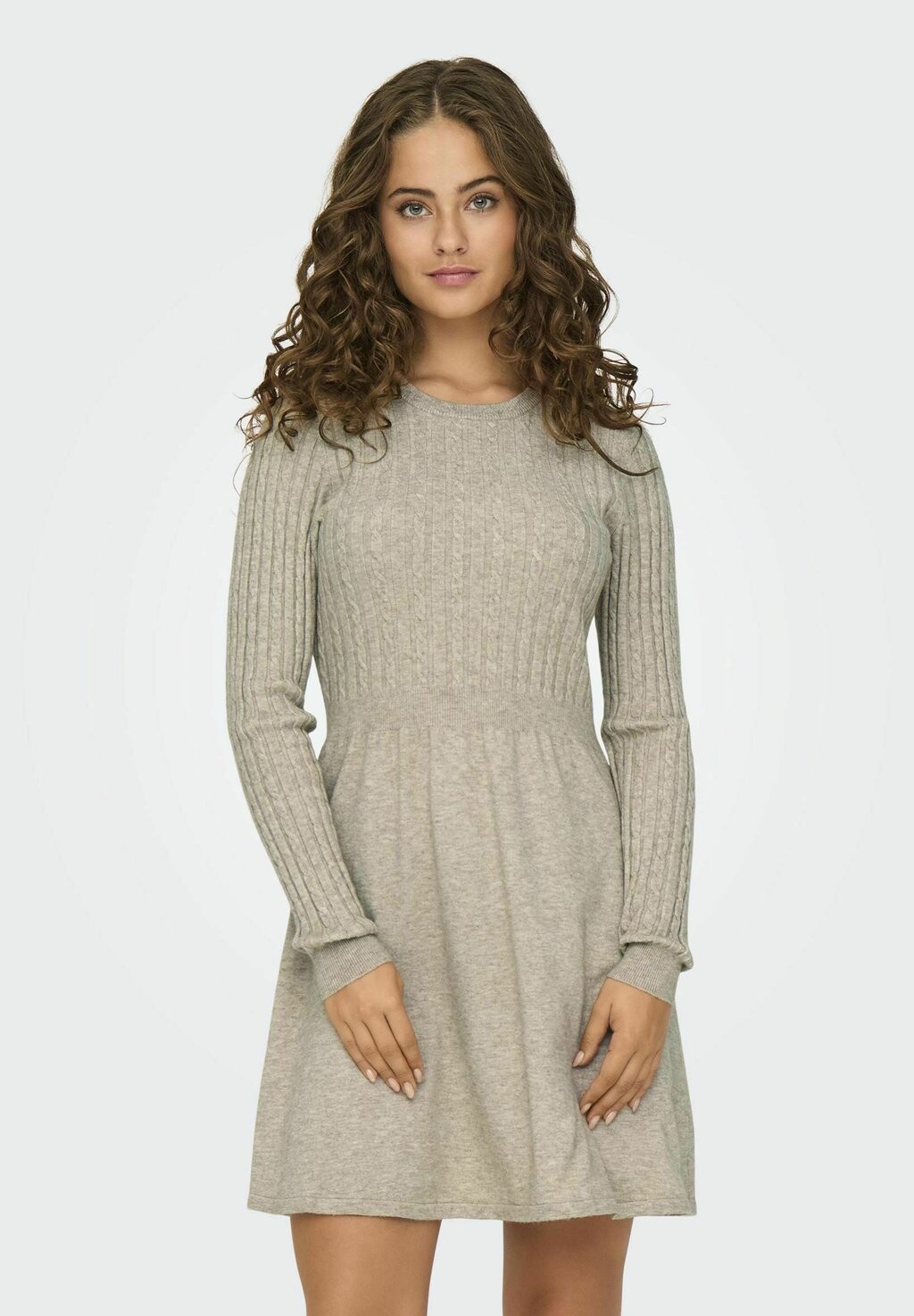 Платье-джемпер FIA ONLY, светло-коричневый
Платье-джемпер FIA ONLY, светло-коричневый