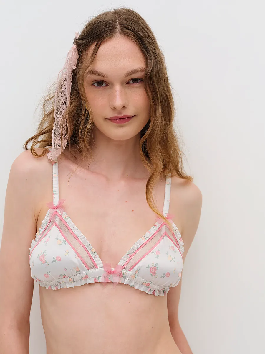 Бралетт Sabrina с треугольными чашечками For Love & Lemons, розовый/зеленый
Бралетт Sabrina с треугольными чашечками For Love & Lemons, розовый/зеленый