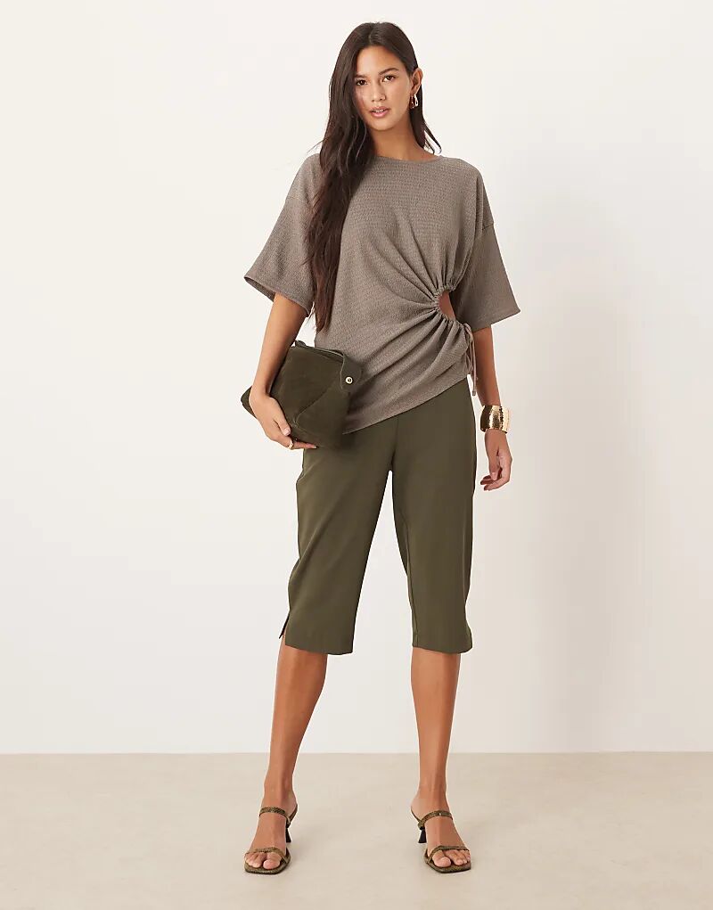 Капри ASOS DESIGN цвета хаки
Капри ASOS DESIGN цвета хаки