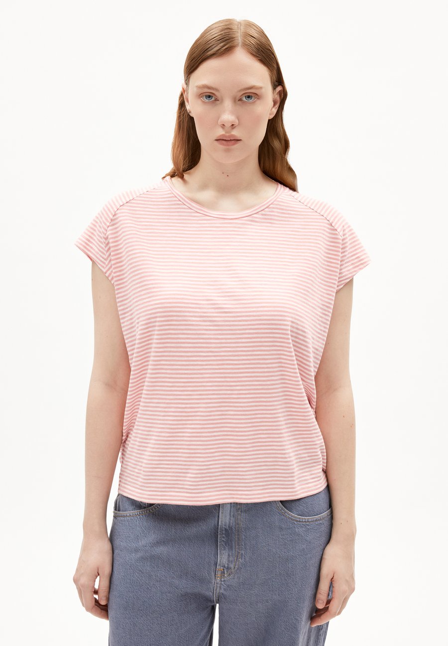 Футболка ARMEDANGELS OFELIAA LOVELY STRIPES, Oatmilk Deep Rosalilly/Beige, Белый, Футболка ARMEDANGELS OFELIAA LOVELY STRIPES, Oatmilk Deep Rosalilly/Beige
Футболка ARMEDANGELS OFELIAA LOVELY STRIPES, Oatmilk Deep Rosalilly/Beige, Белый, Футболка ARMEDANGELS OFELIAA LOVELY STRIPES, Oatmilk Deep Rosalilly/Beige