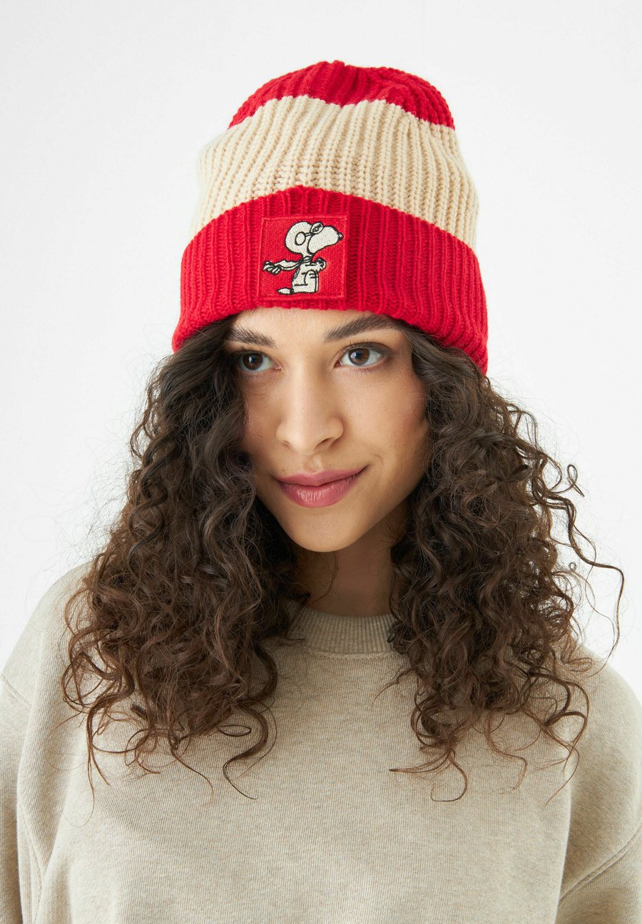 Шапка Codello Beanie, Rot/Red
Шапка Codello Beanie, Rot/Red