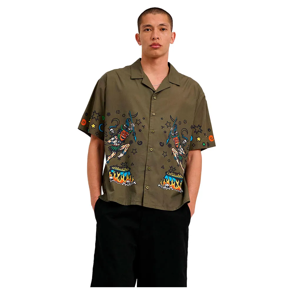 Рубашка с коротким рукавом Santa Cruz Salba resurrection, зеленый
Рубашка с коротким рукавом Santa Cruz Salba resurrection, зеленый