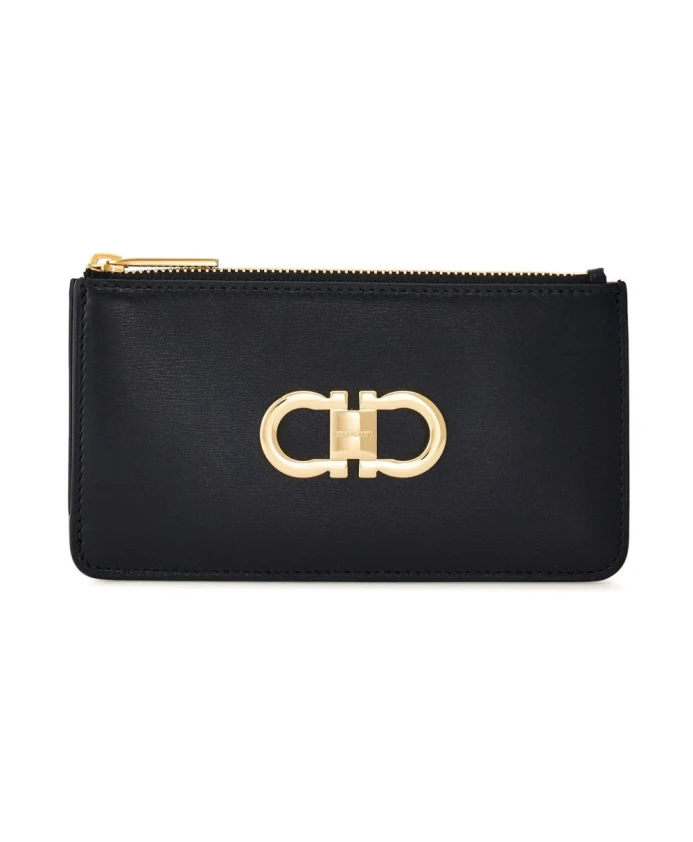 Черный кожаный кошелек с табличкой Ганчини. Ferragamo, черный
Черный кожаный кошелек с табличкой Ганчини. Ferragamo, черный