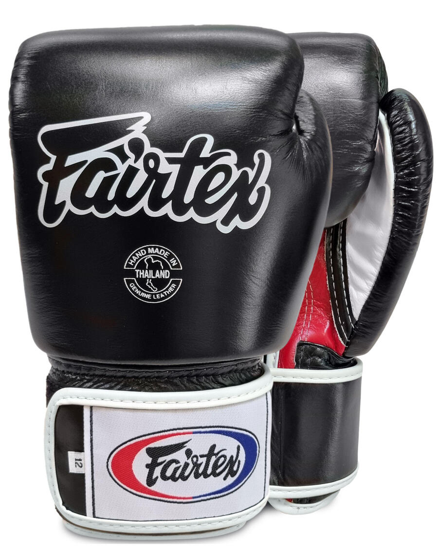 Боксерские перчатки Fairtex BGV1, черные/красные/белые, 12 унций.
Боксерские перчатки Fairtex BGV1, черные/красные/белые, 12 унций.