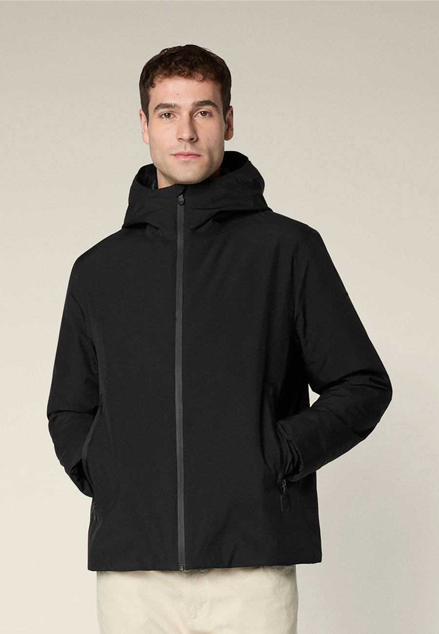 Куртка Save the duck BEKLEIDUNG FLYNN, Black (D31952M-Grin21-10000)/Black
Куртка Save the duck BEKLEIDUNG FLYNN, Black (D31952M-Grin21-10000)/Black