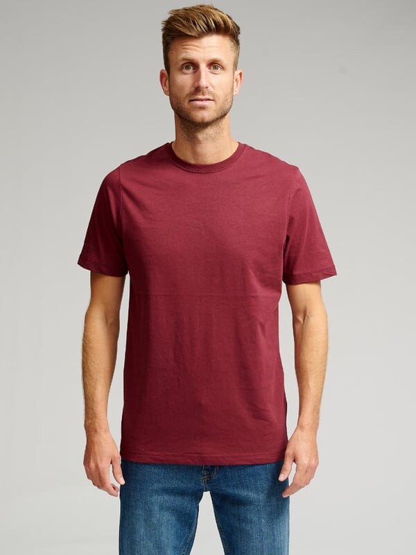 Футболка Organic Basic красная Teeshoppen, бургундия
Футболка Organic Basic красная Teeshoppen, бургундия