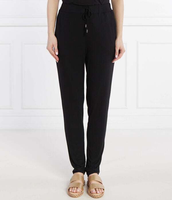 Штаны спортивные Liu Jo Beachwear Regular Fit, черный
Штаны спортивные Liu Jo Beachwear Regular Fit, черный