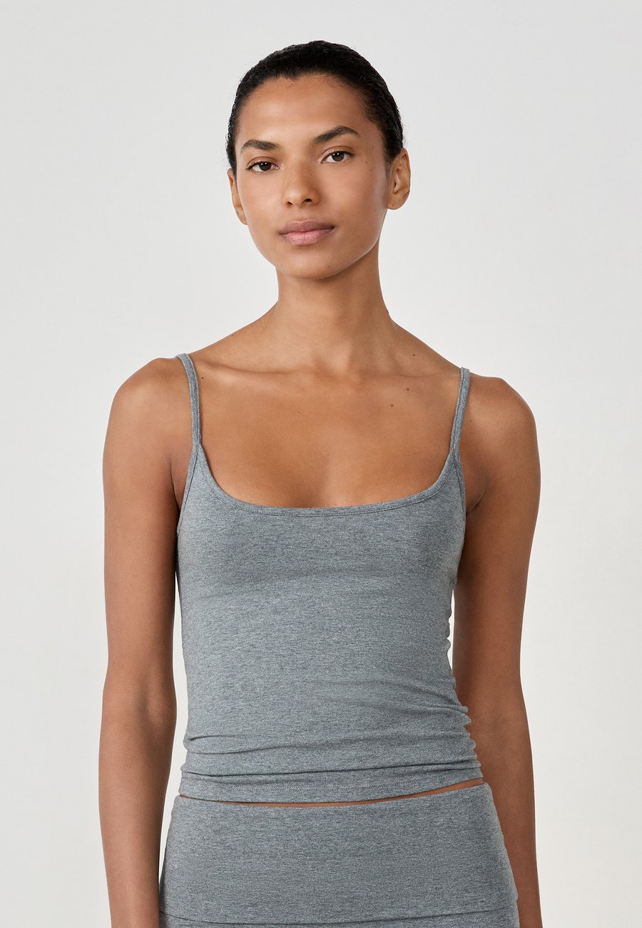 Пижамный топ Etam GALATEA, Grey
Пижамный топ Etam GALATEA, Grey