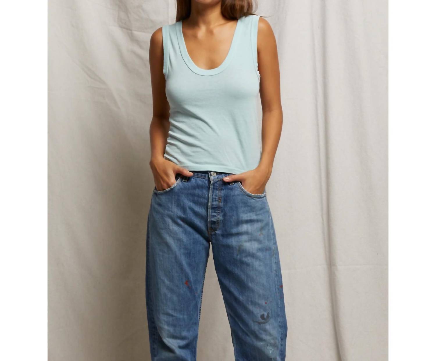 Хара майка с ребристой вязкой в цвете ледяной аква PERFECTWHITETEE, Iced Aqua
Хара майка с ребристой вязкой в цвете ледяной аква PERFECTWHITETEE, Iced Aqua