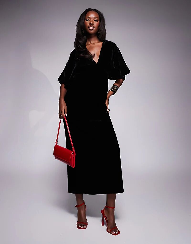 Бархатное платье мидакси с глубоким вырезом спереди и рукавами-крылышками черного цвета ASOS DESIGN
Бархатное платье мидакси с глубоким вырезом спереди и рукавами-крылышками черного цвета ASOS DESIGN