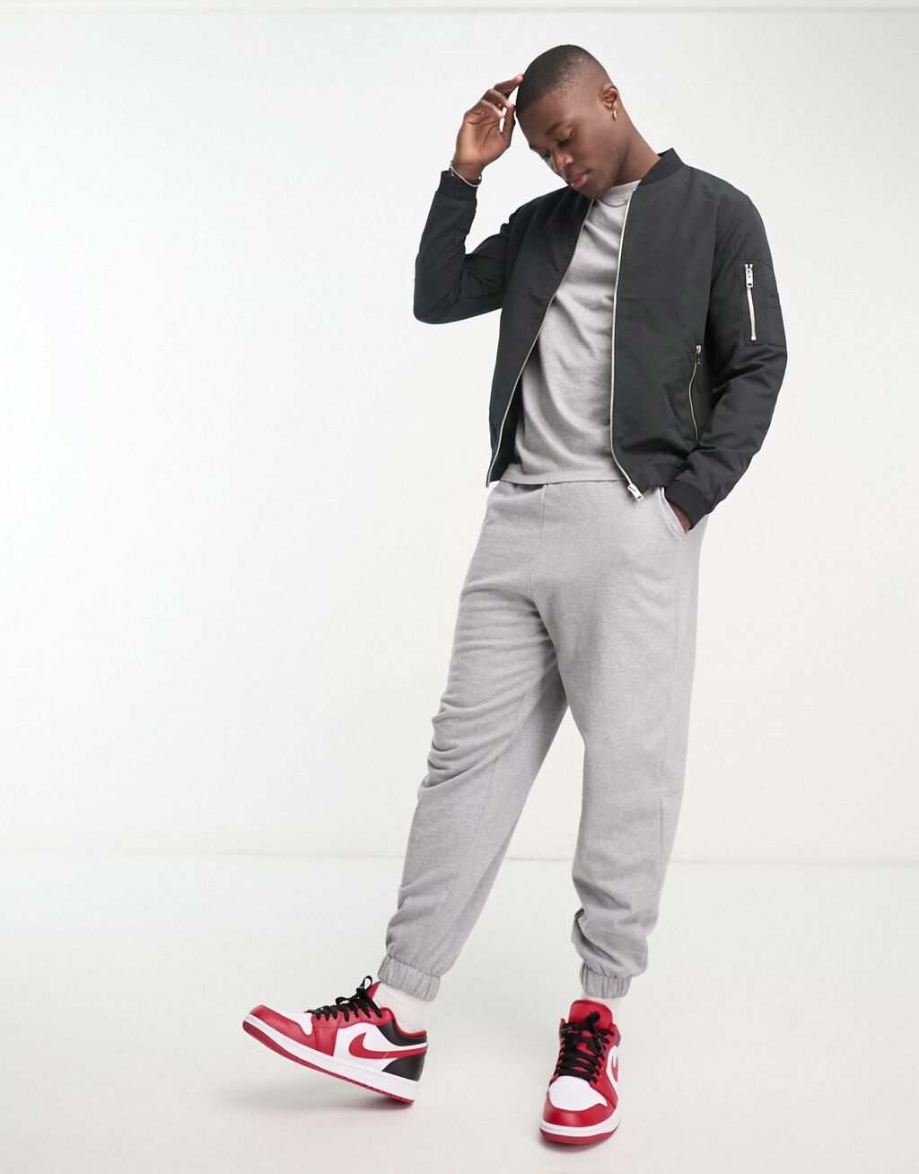 Черная куртка-бомбер Jack & Jones Essential, Черный, Черная куртка-бомбер Jack & Jones Essential
Черная куртка-бомбер Jack & Jones Essential, Черный, Черная куртка-бомбер Jack & Jones Essential