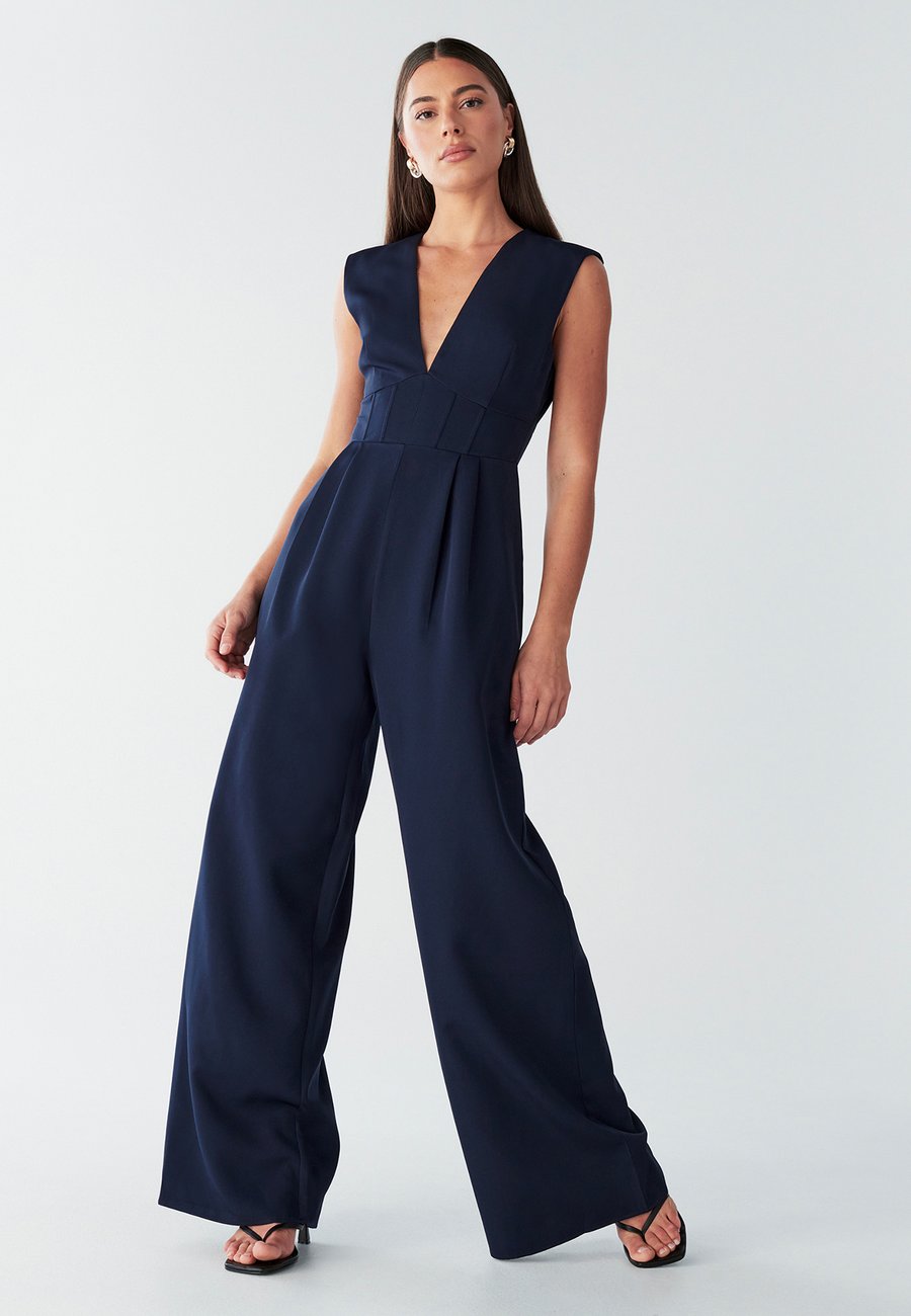 Комбинезон BWLDR ROMANCE JUMPSUIT, Navy Blue/Blue
Комбинезон BWLDR ROMANCE JUMPSUIT, Navy Blue/Blue